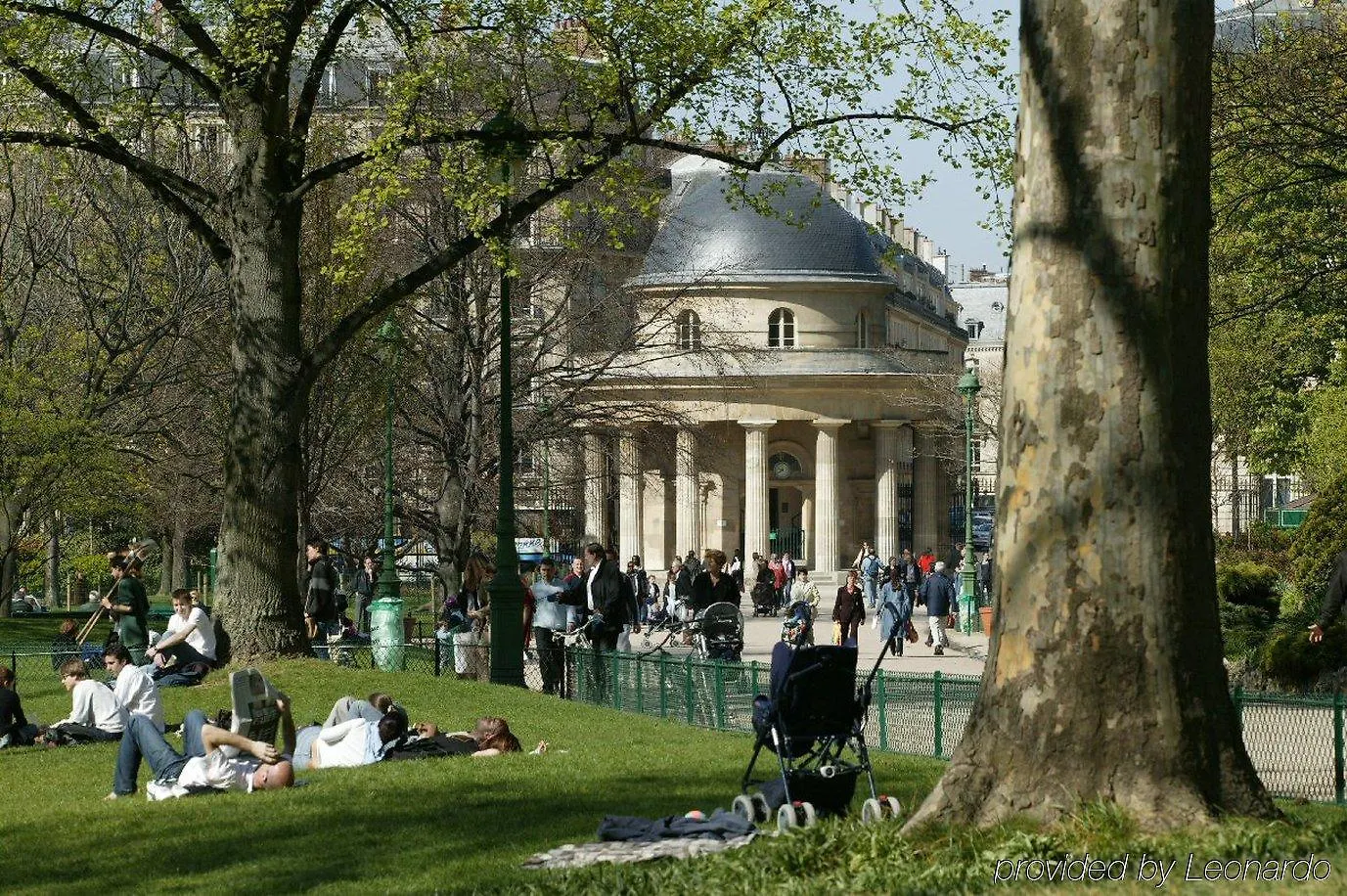 **  Hotel Prince Albert Louvre Paris Fransa
