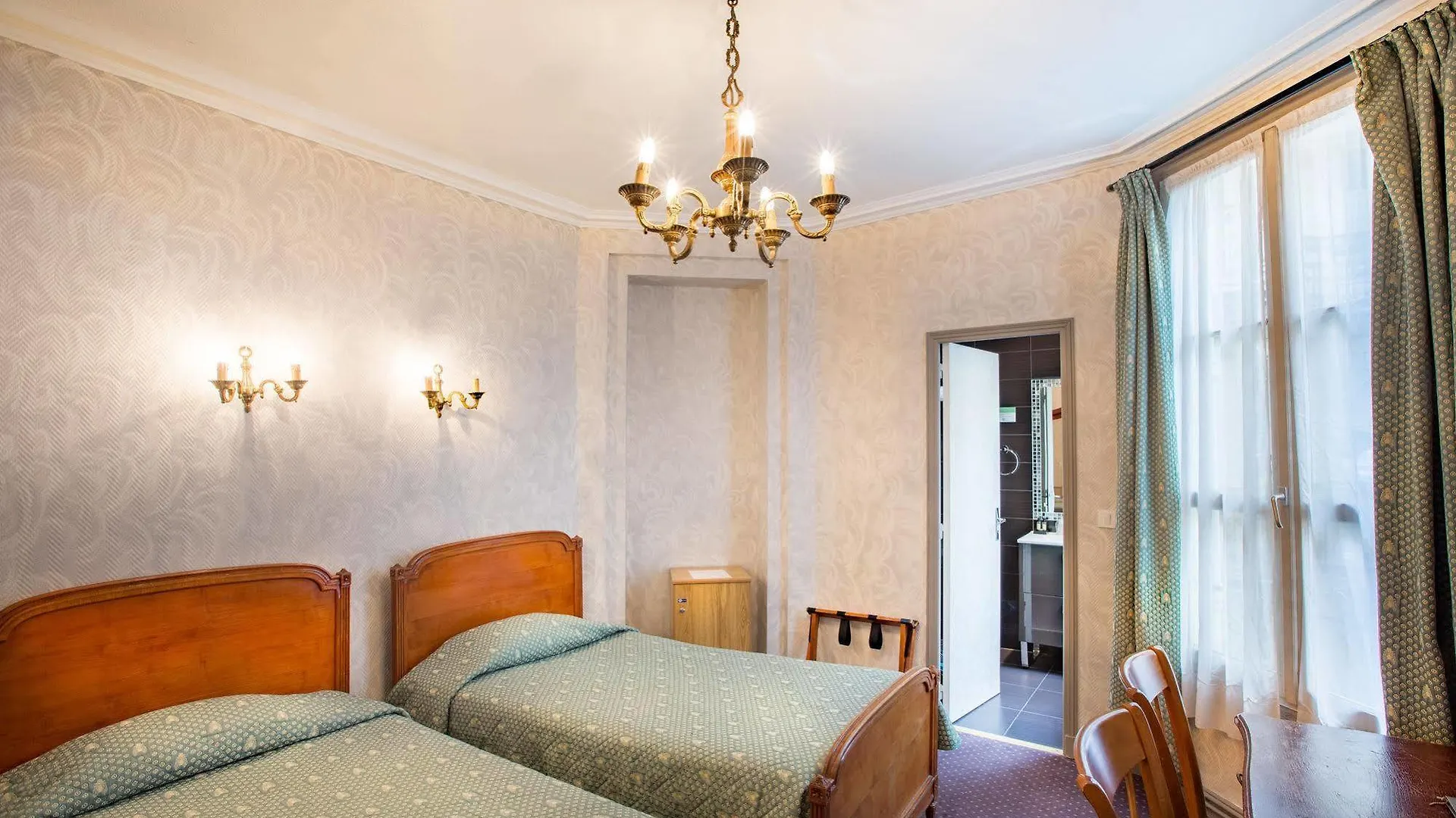 Hotel Prince Albert Louvre Paris Fransa